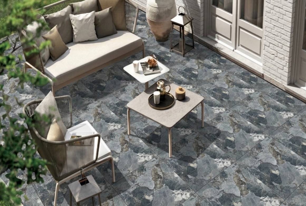60×60·M·10 — in situ
